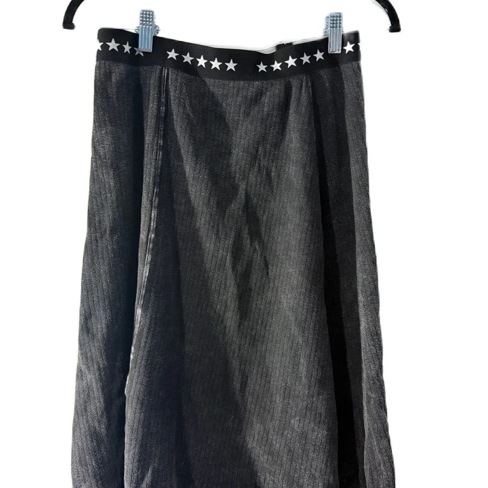Five Star Black Gray 3/4 Sleeve Ribbed matching skirt with Star Accents set sz18